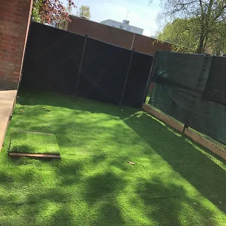 Superbe Spacieux Avec Parking Et Jardin Prive Apartamento *